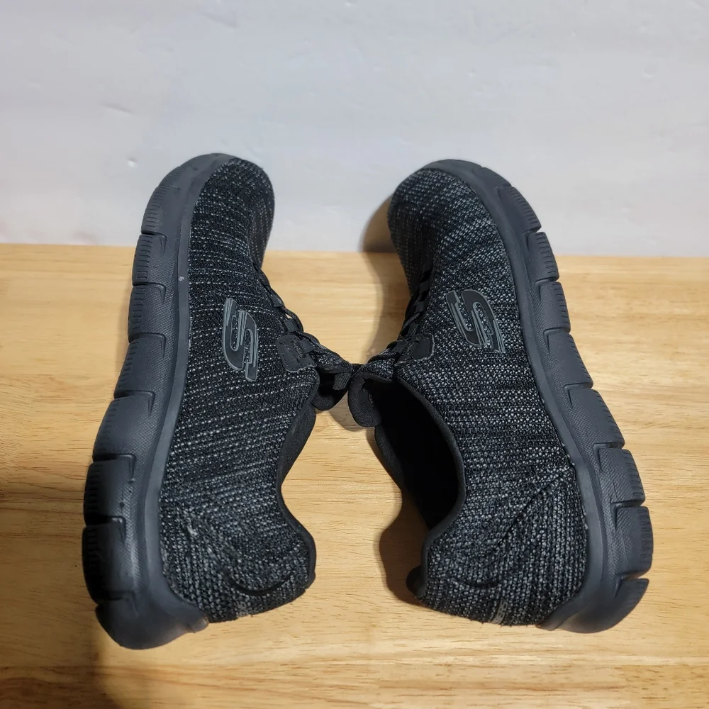 Skechers Women's Black Knit Slip-On Sneaker
